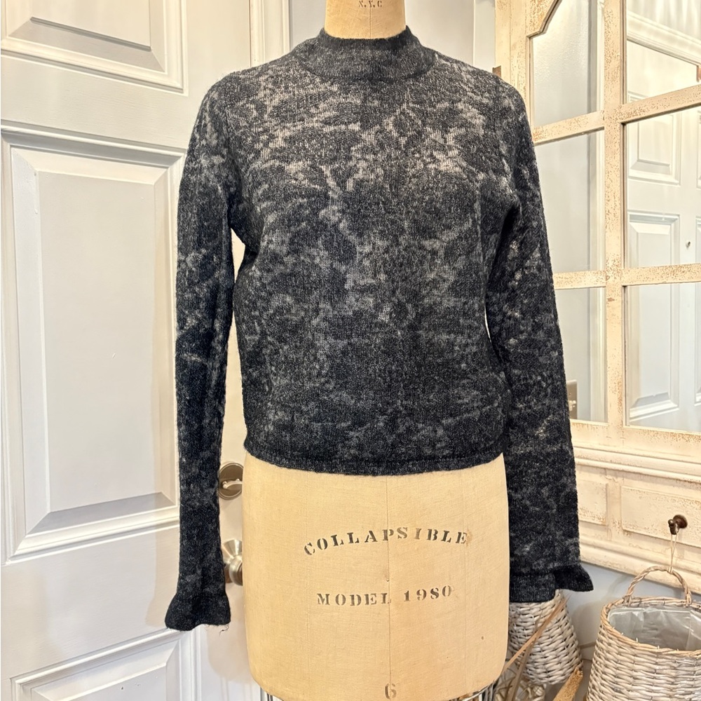 Anthropologie Heather‎ Gray Merino Wool Sheer Crew Neck Sweater Medium Glam Boho